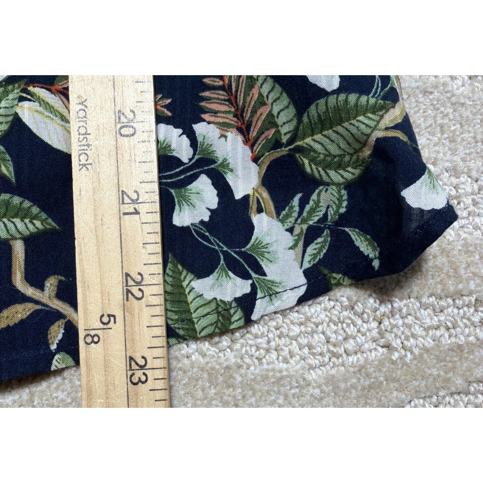 Women's Ann Taylor LOFT Floral Butterfly Lined Navy Blue Cap Sleeve Top SP