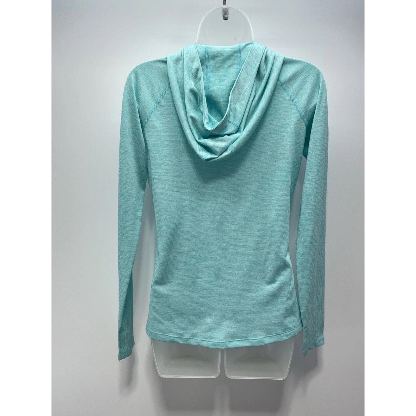Under Armour Run Fitted Long Sleeve Hooded Shirt Pockets Blue Womens XS