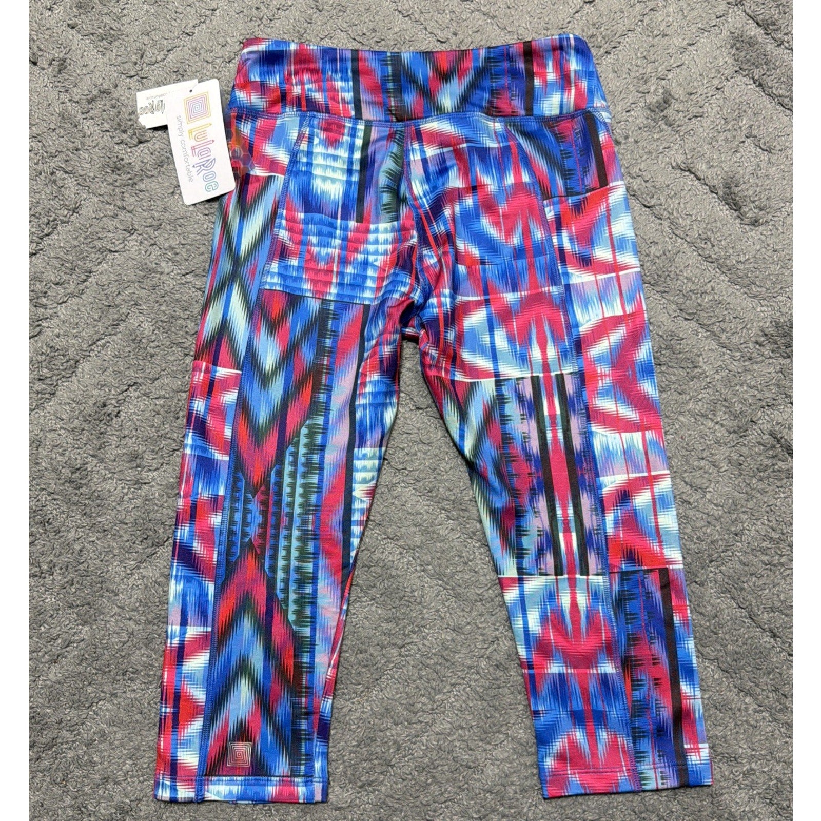 Lularoe Jade NWT Size M Athletic Compression Capris Multicolored Geometric