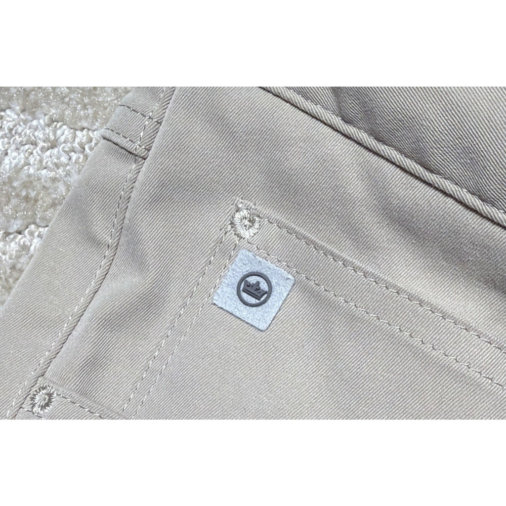 Peter Millar Performance Golf Pants Chino Men's 38X32 Flat Front Beige Khaki