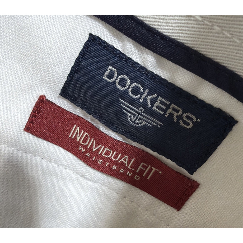 Dockers Individual Fit Waistband Pants Mens W36xL34 Biege Straight Slash Pocket