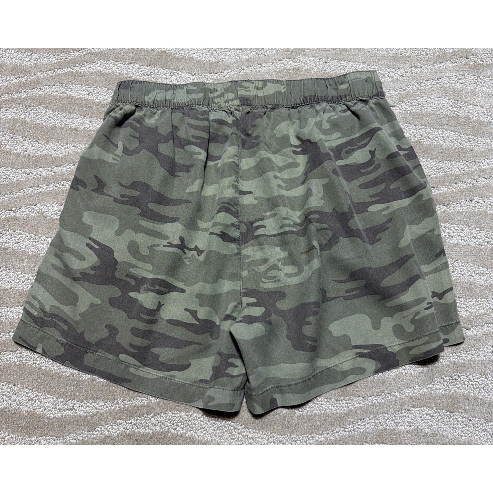 Social Standard by Sanctuary Women's Boardwalk High Rise Shorts Camo Size XL