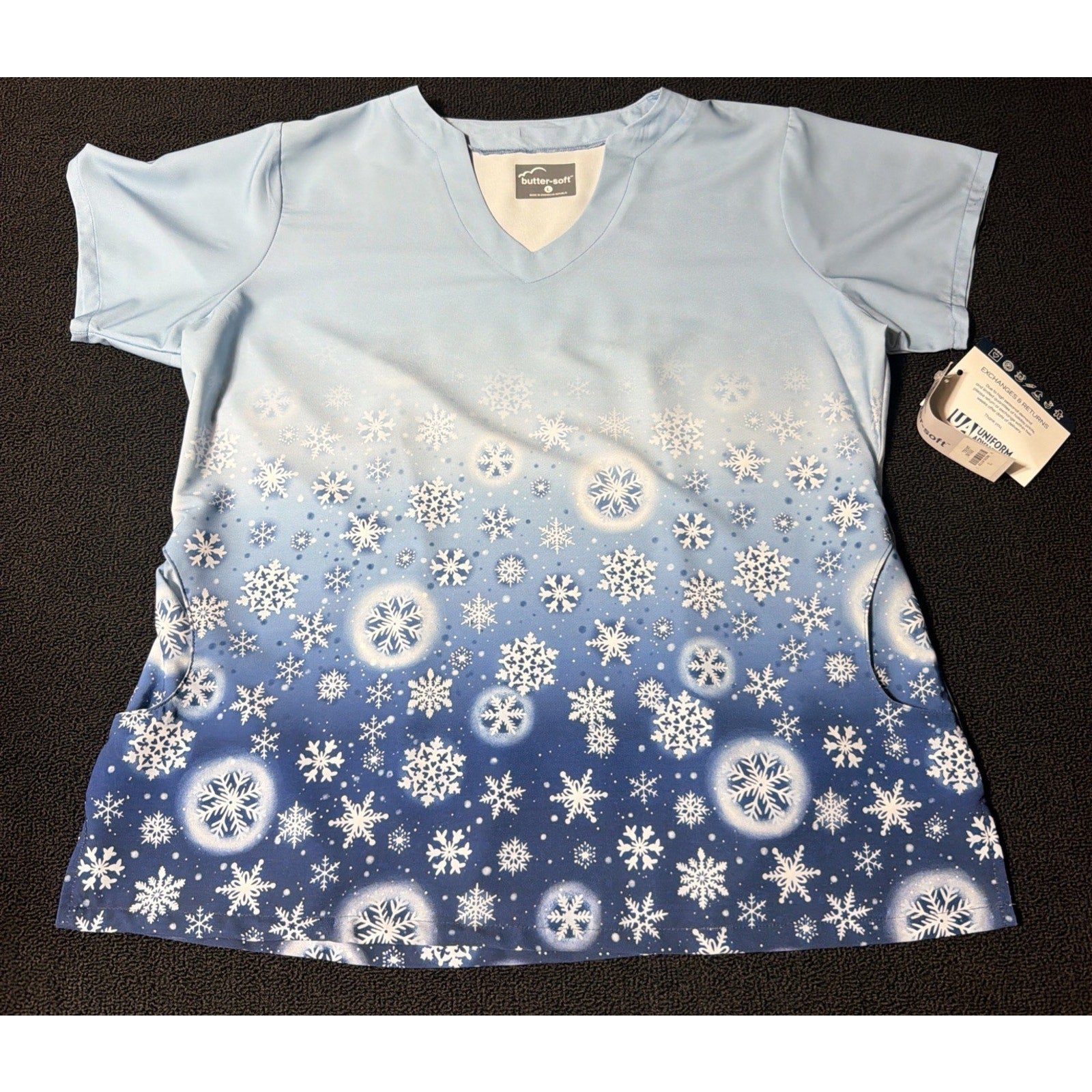 UA Scrubs Butter Soft Women's L Scrub Top Snowflake Blue Winter Christmas Stretc