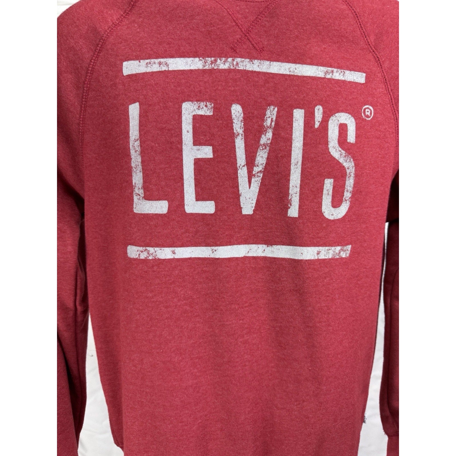 Levi Strauss & Co Men’s Crewneck Sweatshirt Size Small Red Gray Logo