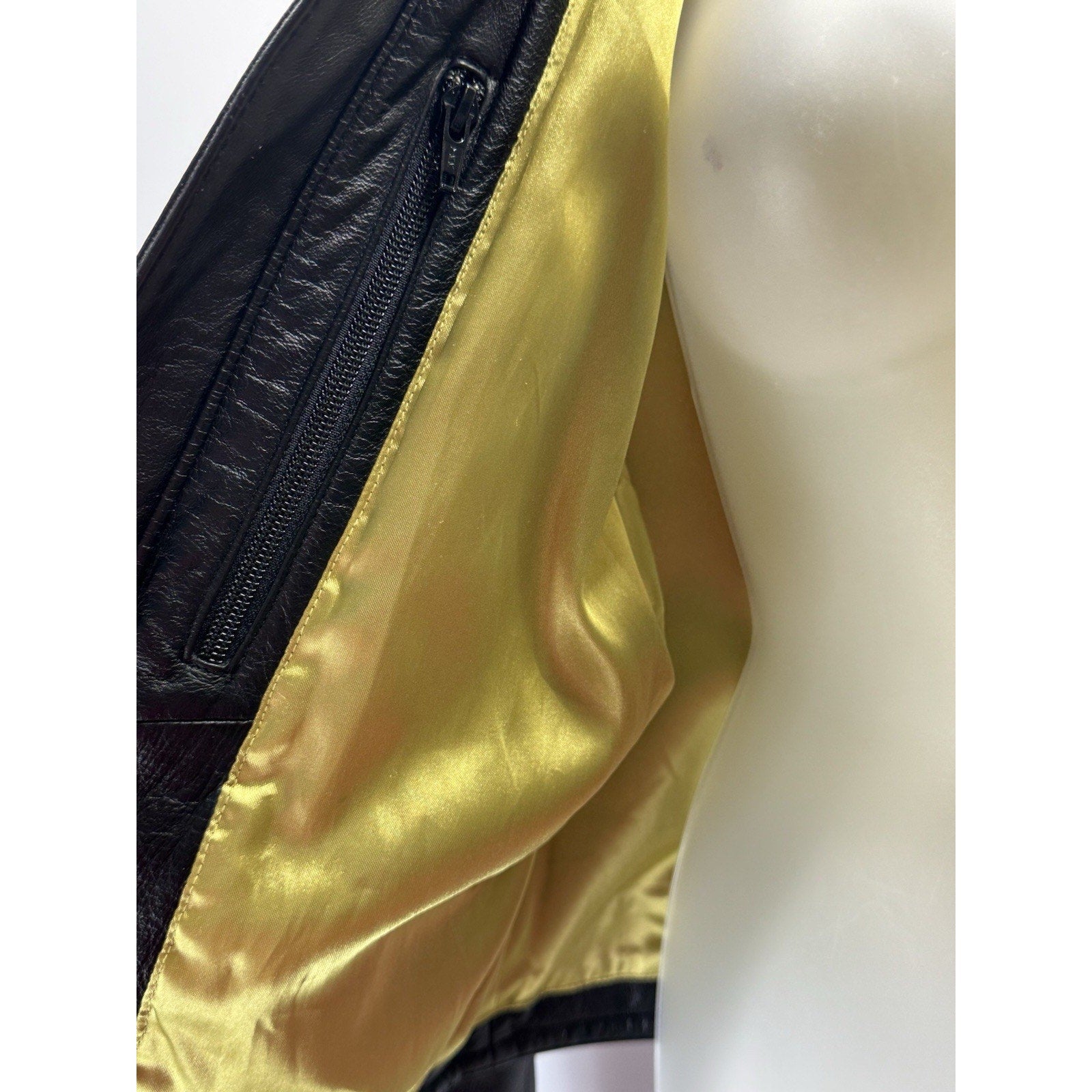 Harley Davidson Womens Leather Jacket Gold Liner Size Medium VGUC