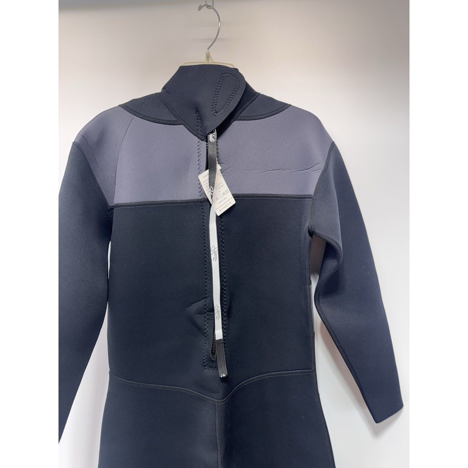 Hevto Neoprene Wetsuit CLY001 New With Tags Men Women’s Size M3