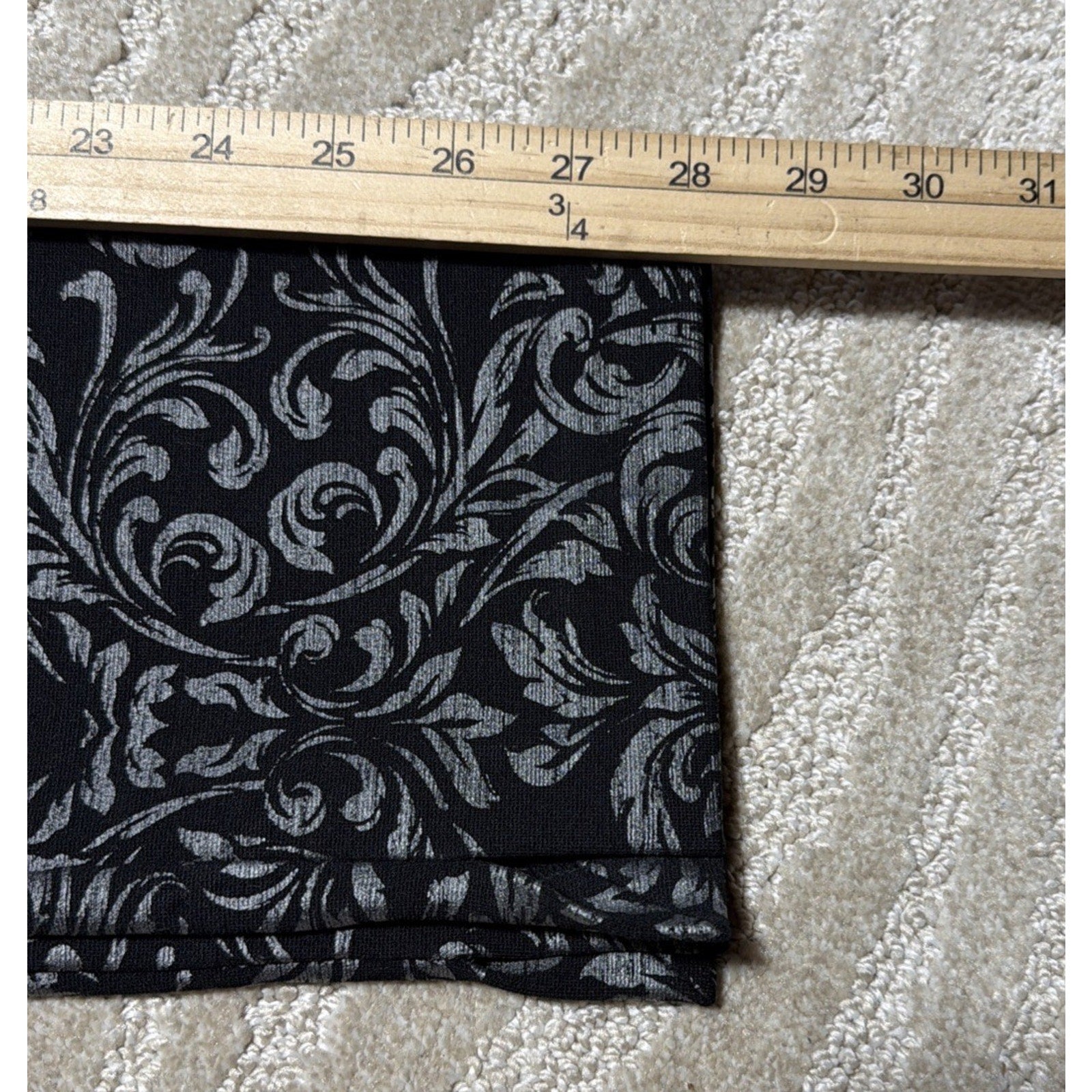 Chico's Women's So Slimming Petite Juliet Scroll-Print Ankle Pants Size 4 NWT