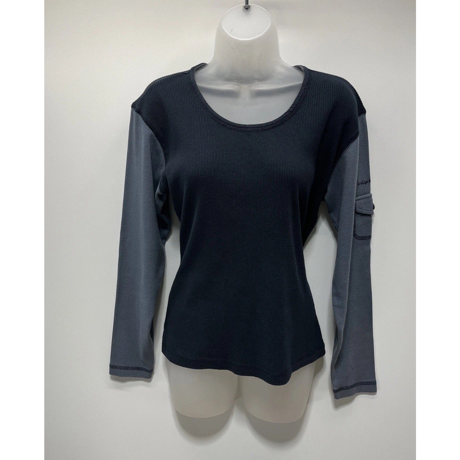 Harley Davidson Women's Ribbed Knit LONG SLEEVE Shirt Arm Pocket Size Large