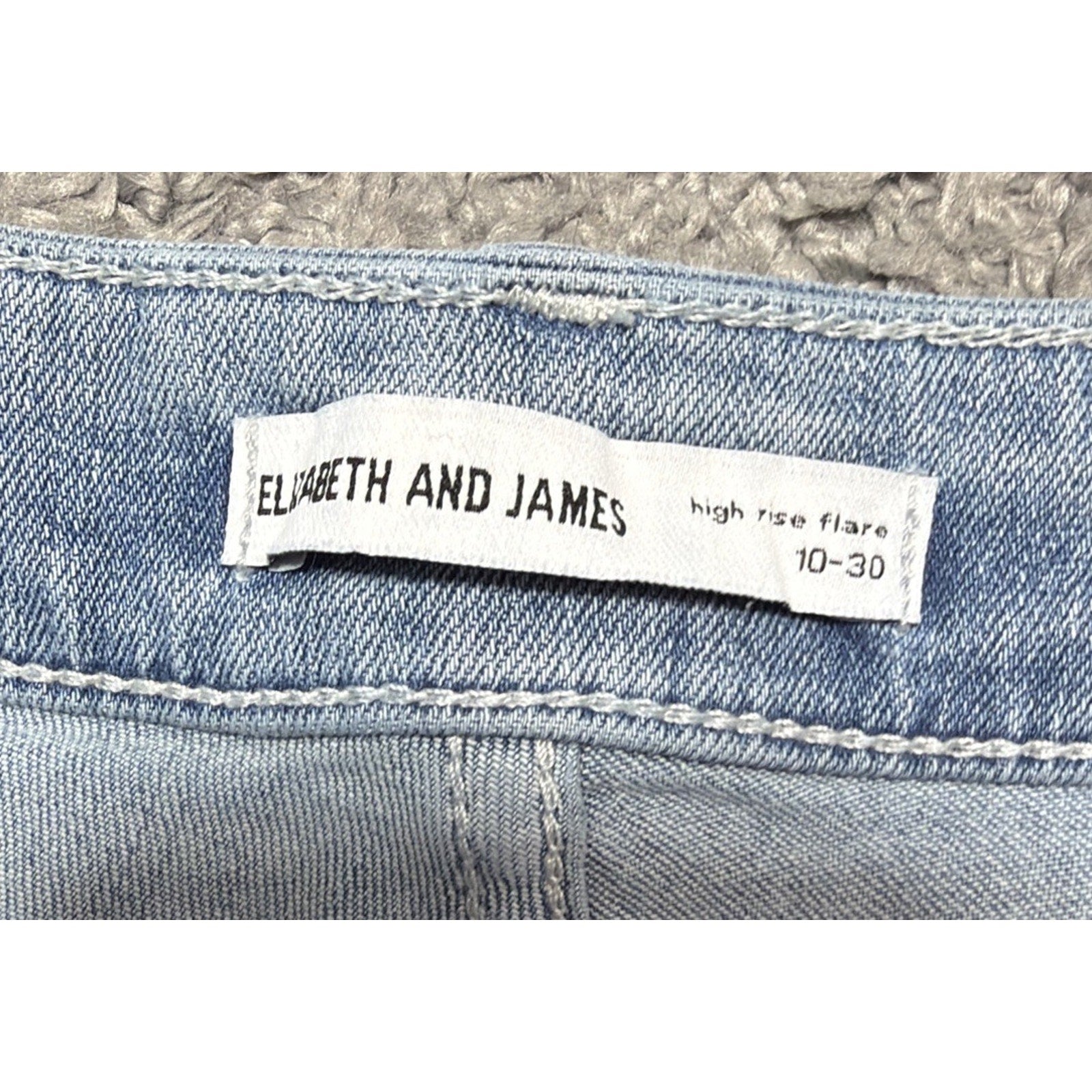 Textile Elizabeth and James Light Denim High rise Flared Jeans Women's 10-30