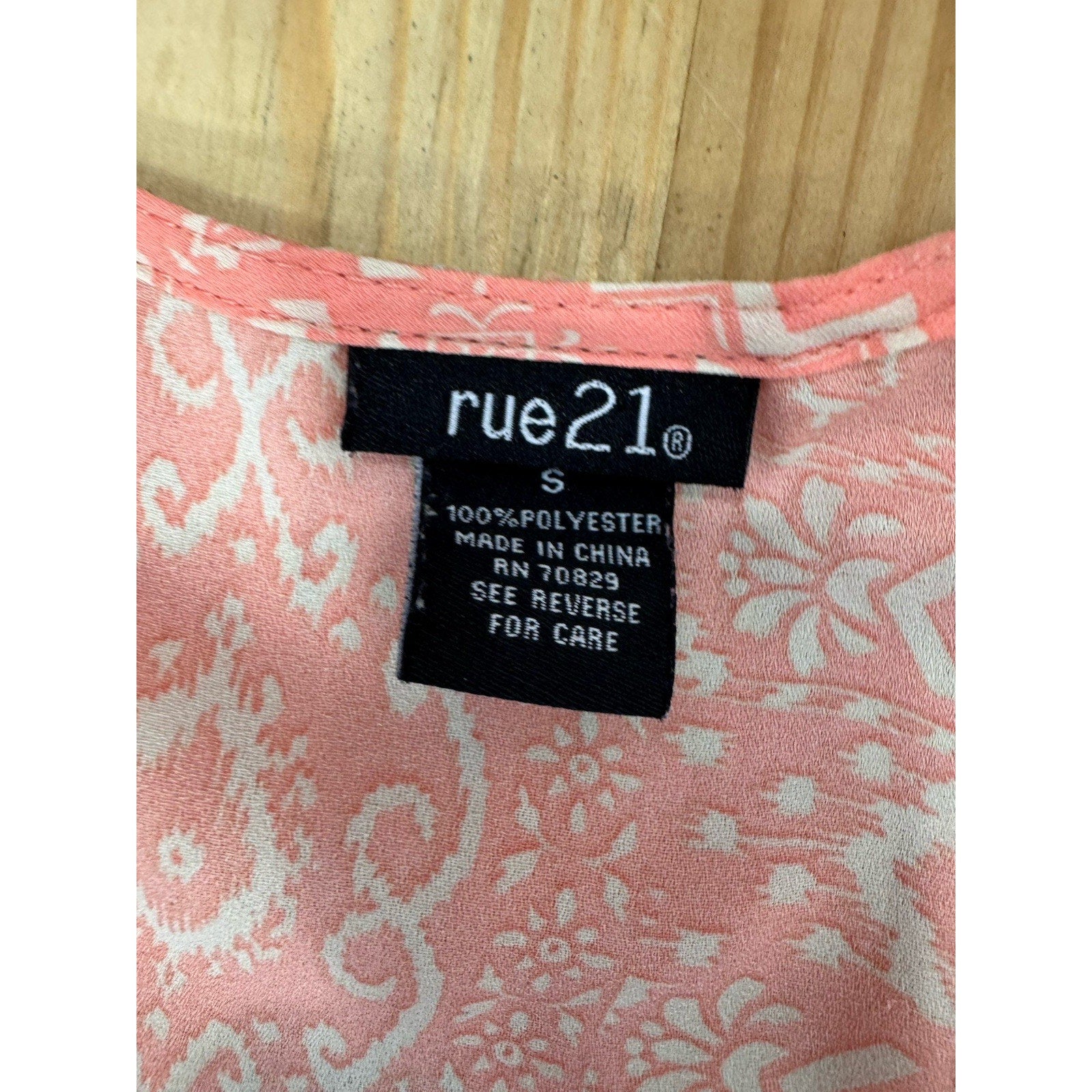 Rue 21 Women's Size S Sheer Peach And Ivory 3/4 Sleeve Blouse Boho Style