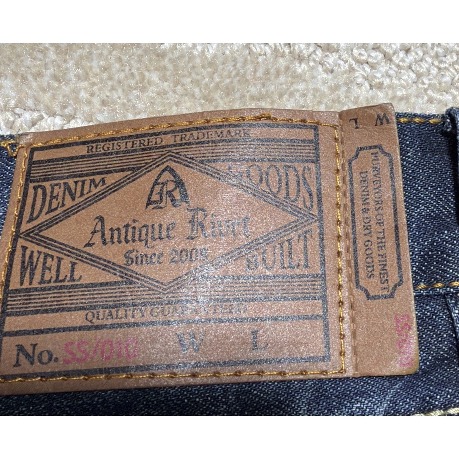 mens ANTIQUE RIVET Selvedge Bootcut jeans size 29x30 NWT!!