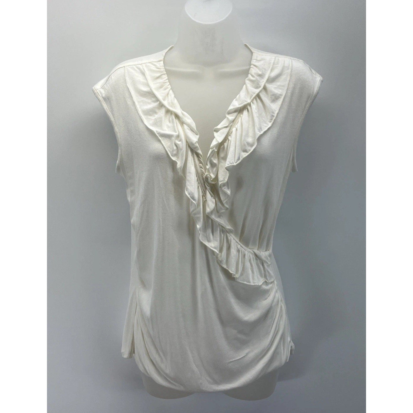 [Studio Y] Women's Ruffled Sleeveless White Blouse Size Medium Made In USA