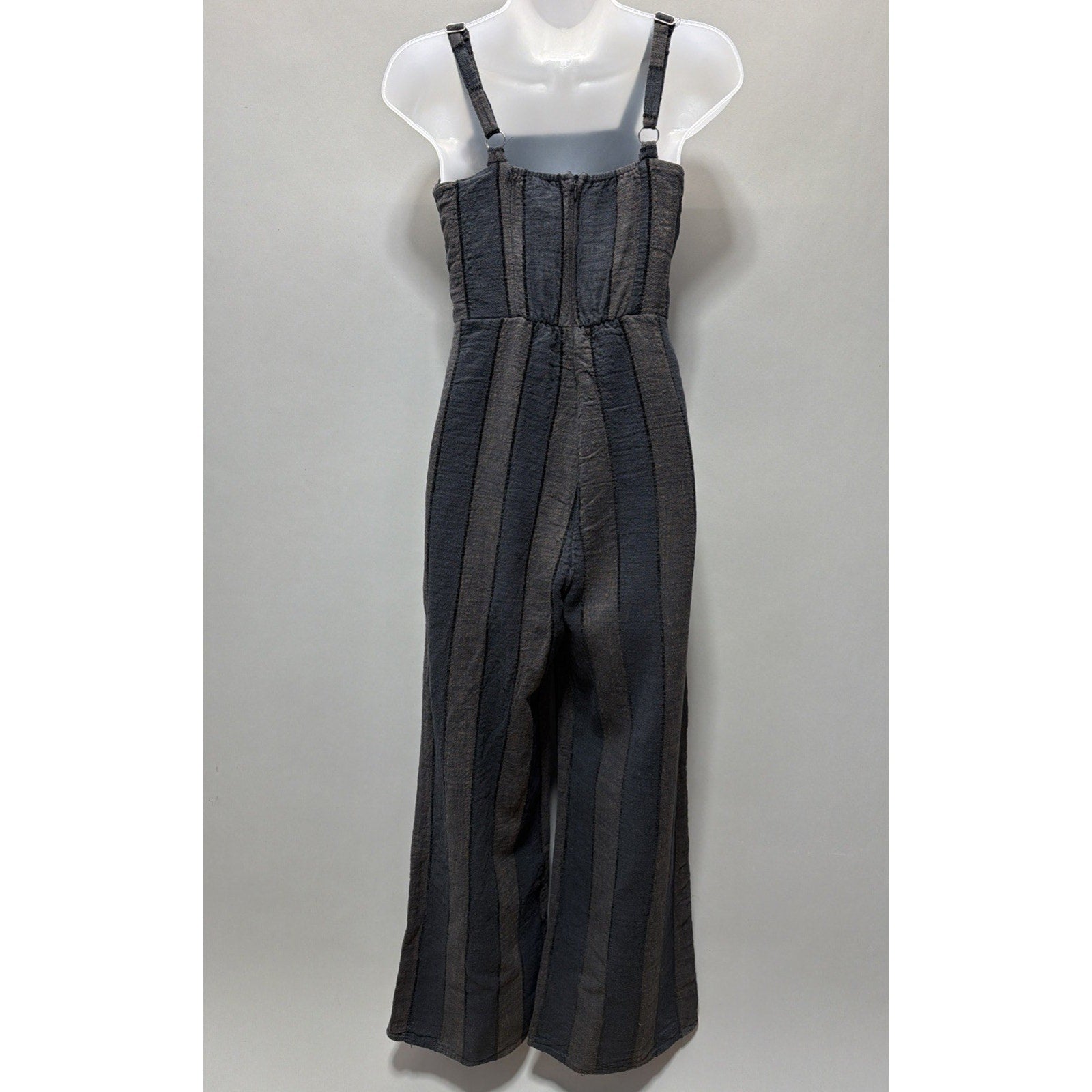 Urban Romantics Jumpsuit Romper Womens M Striped Linen Blend Wide Leg Sleeveless