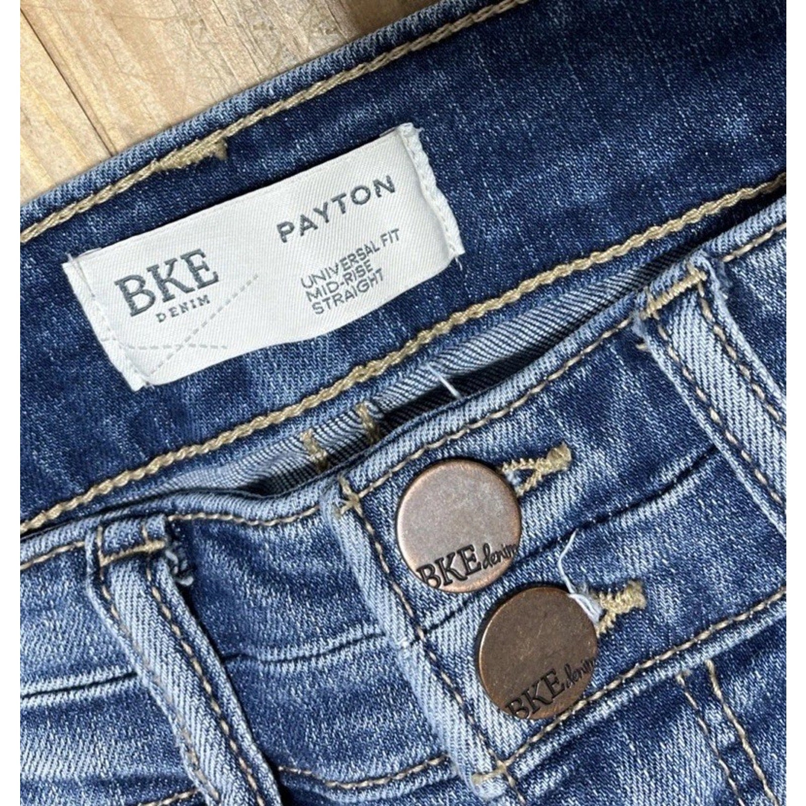 BKE Payton Jeans Womens 26x32 Mid Rise Straight Universal Fit Distressed Denim