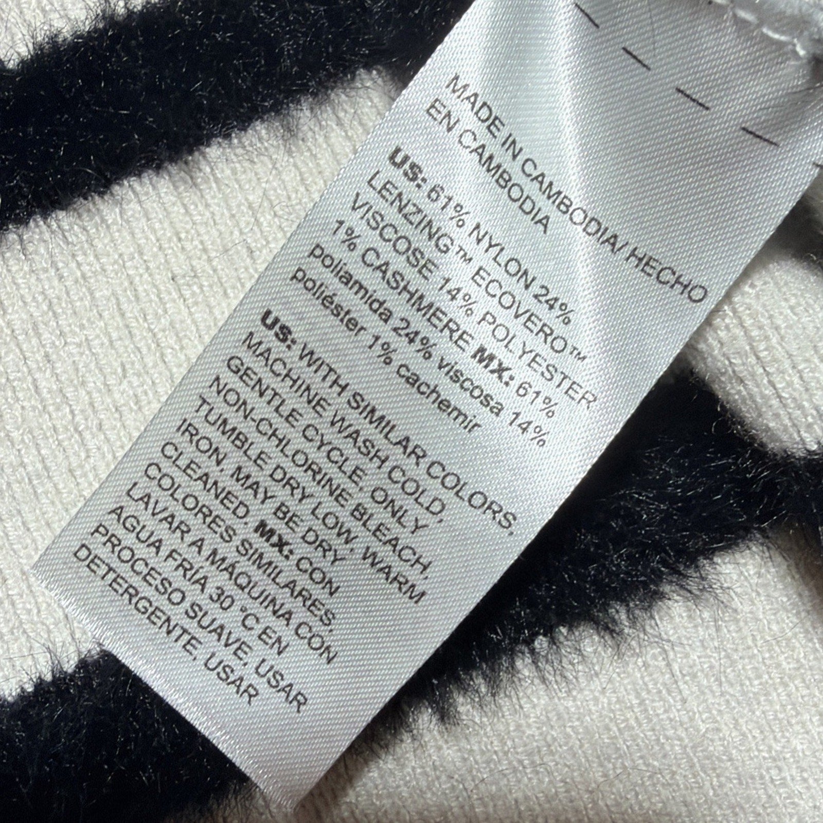 Chico's Women L Gray Striped Eyelash Touch Of Cashmere Buttery Soft Sweater