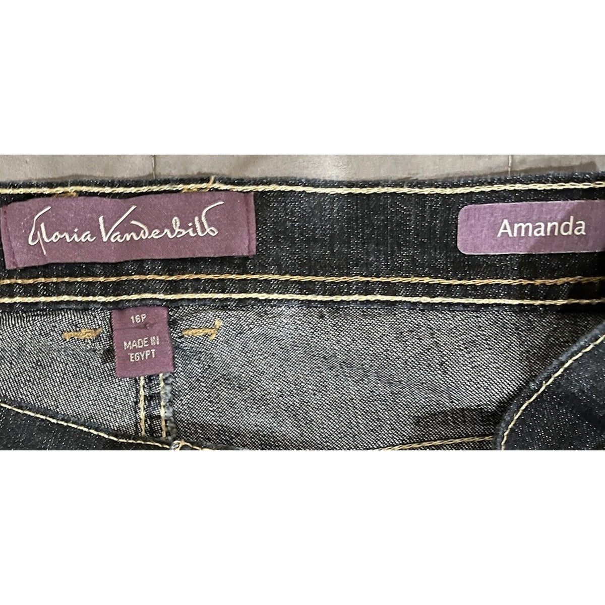 GLORIA VANDERBILT Jeans New Size 16P Amanda Classic Fit Dark Wash 27" Length