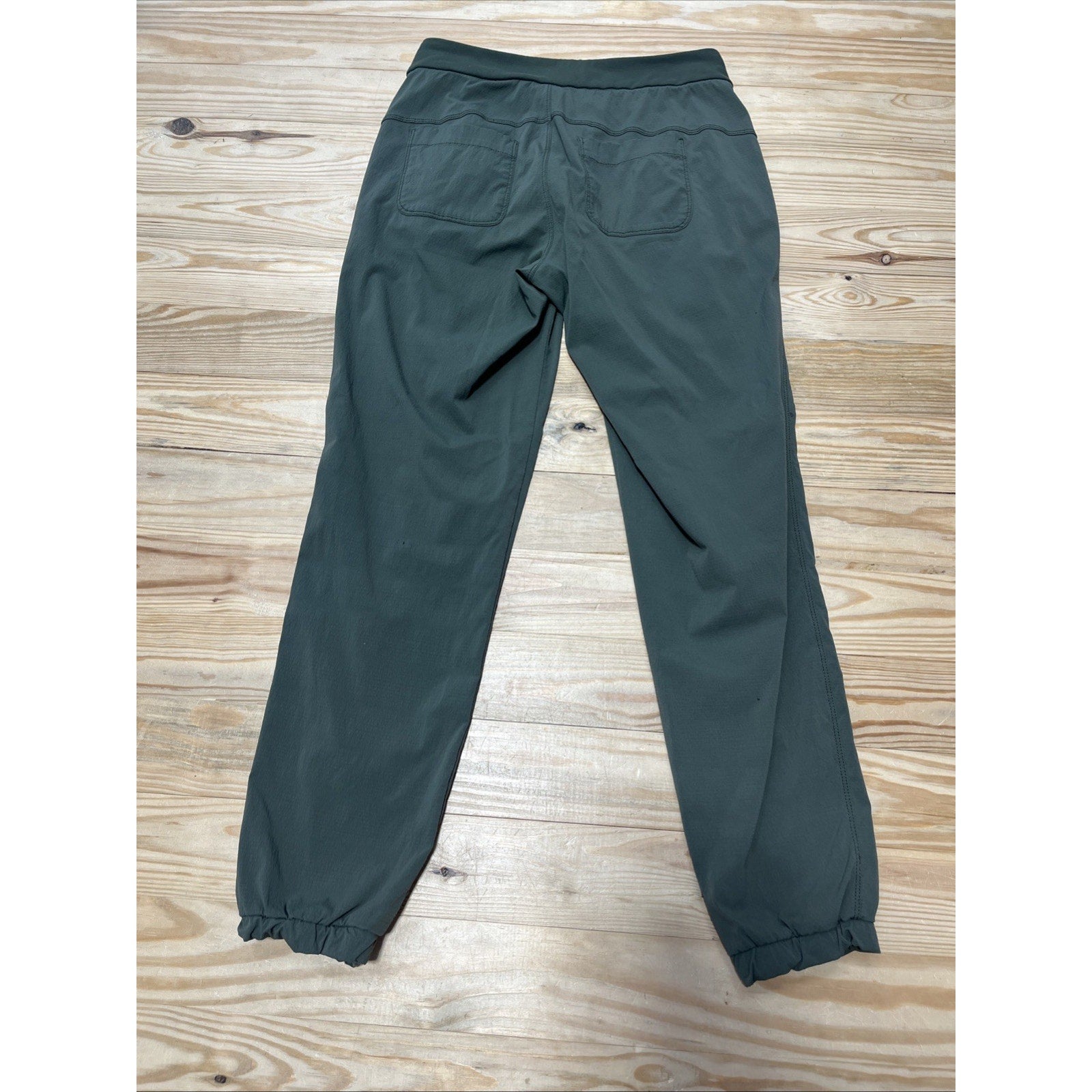 Athleta Trekkie 2.0 Joggers Women's 2 Army Green Stretch Fabric Slim Leg Cuffed