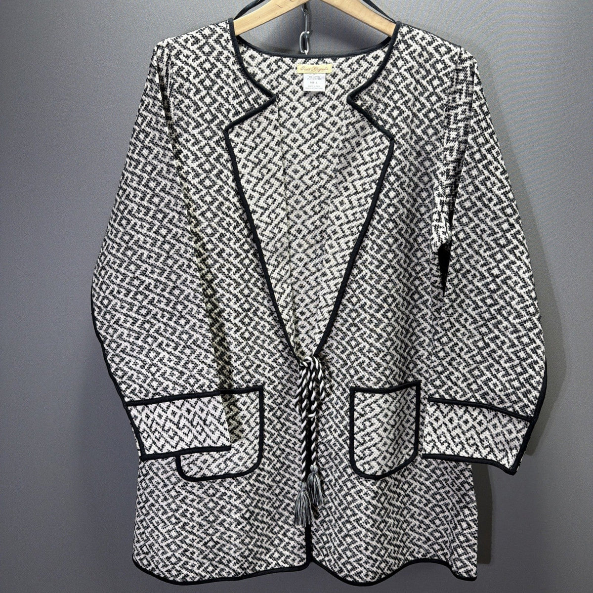 Sweet Magnolia Cardigan Jacket Womens L Black White Geometric Tassel Tie NWOT
