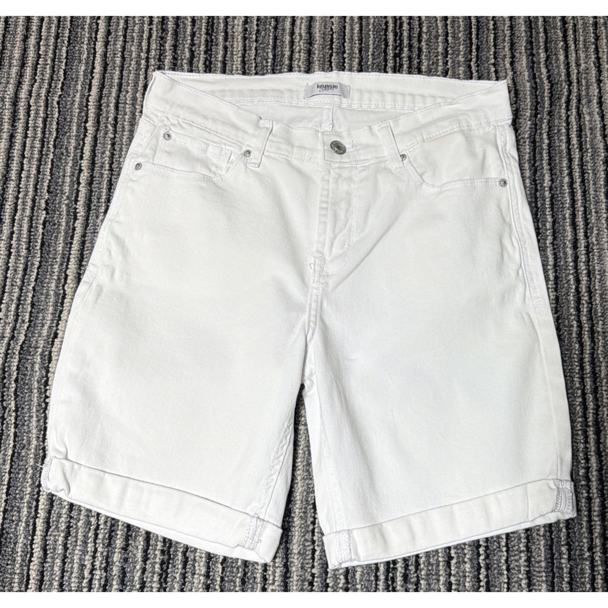 Kensie Jeans The Short White Denim Bermuda Shorts Cuffed Stretch Size 4/27