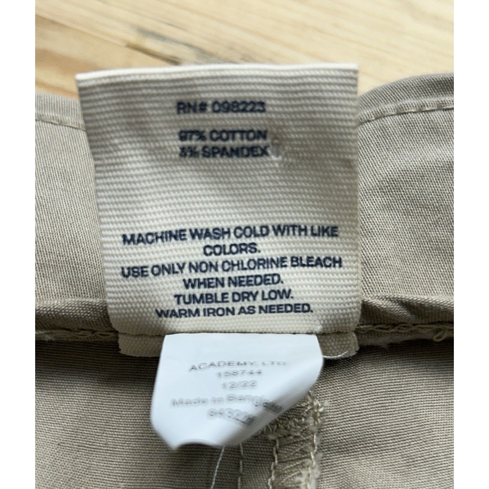 Womens Magellan Outdoors Happy Camper Shorts Size 8. New With Tags.