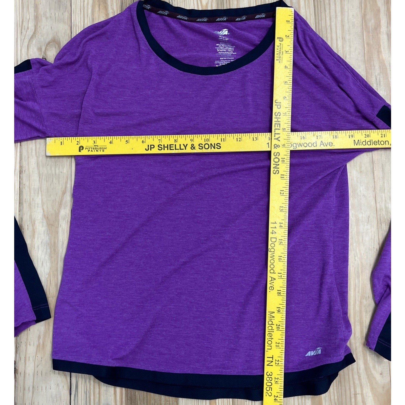 AVIA Estilo Shirt Thumb Hole Stretch Athletic LongSleeve Women M
