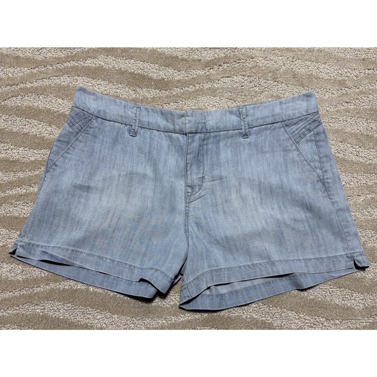 Level 99 Anthropologie Mid Rise Denim Shorts Blue Linen Women's Size 31x3”