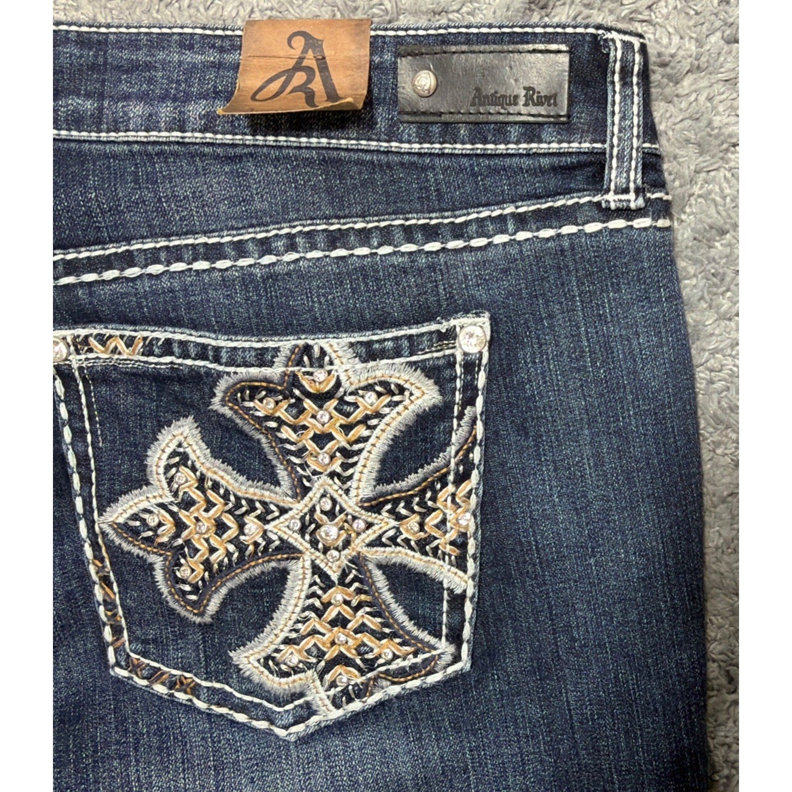 Antique Rivet Jeans Rhinestone Studded Denim 36 High Rise Thick Stitch NWT