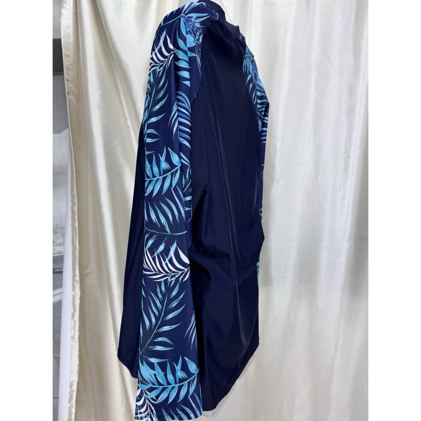 Jasambac Women's 2XL Long Sleeve Floral Tropical Full Zip Swim Top Navy Blue