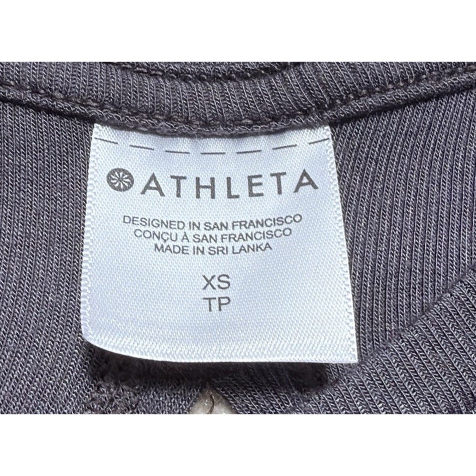 Athleta Tank Top Womens XS Gray Ribbed Soft Sleeveless Active Athletic
