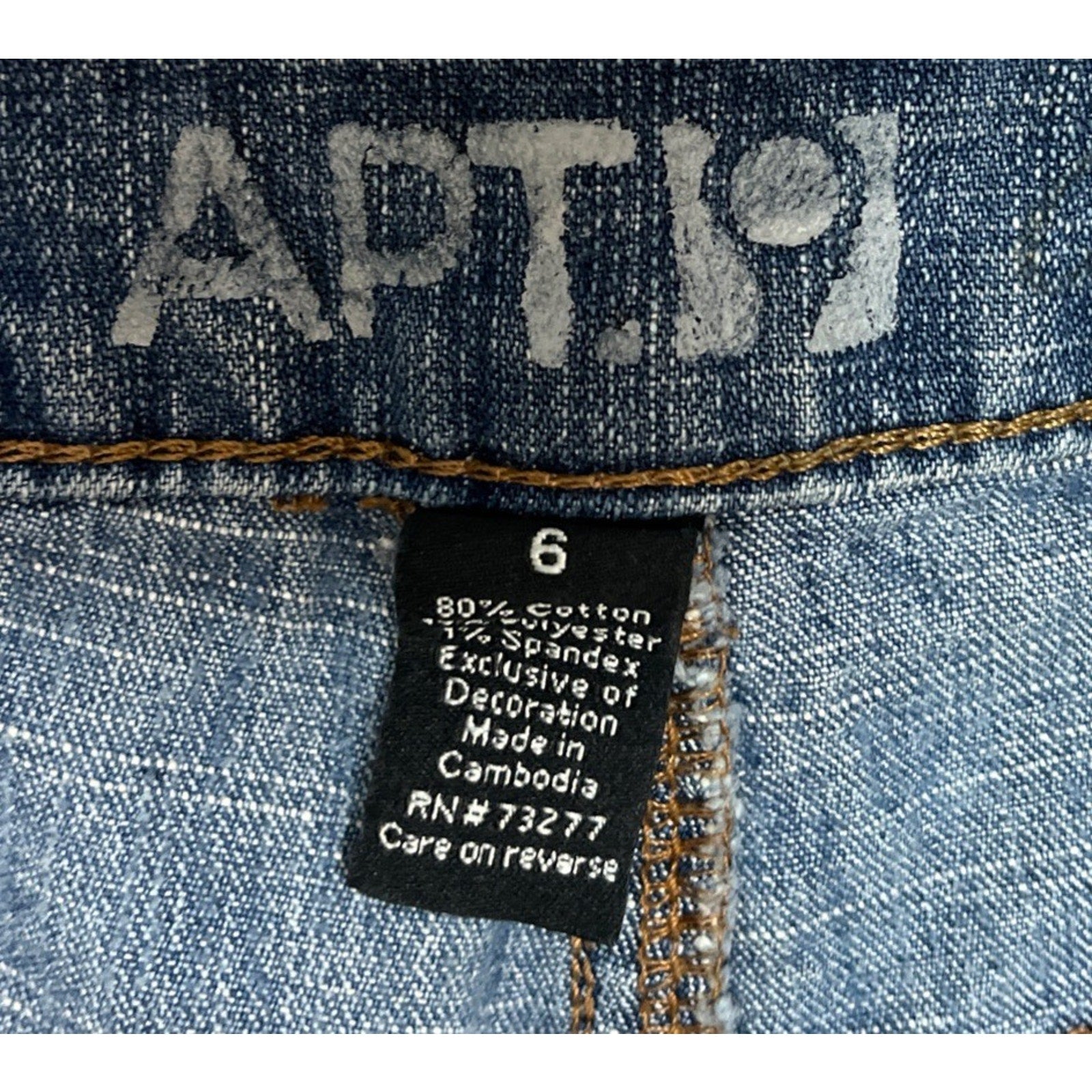 Apt 9 Jeans Womens 6 Blue Maxwell Fit Bootcut Embellished Flap pockets