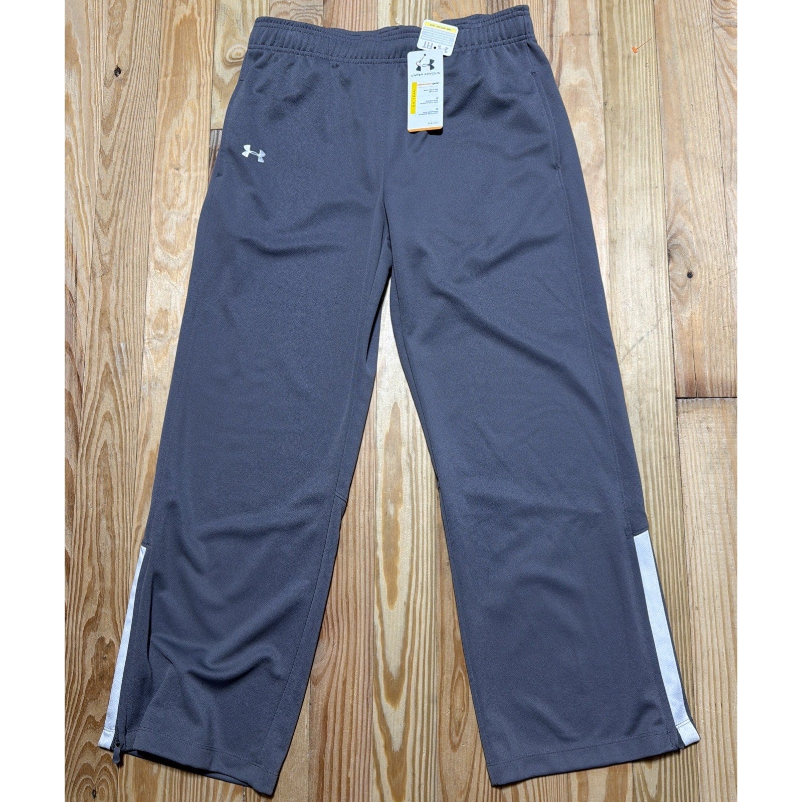 NWT Under Armour All Season Gear Womens Medium Workout Warm-Up Pants Grey