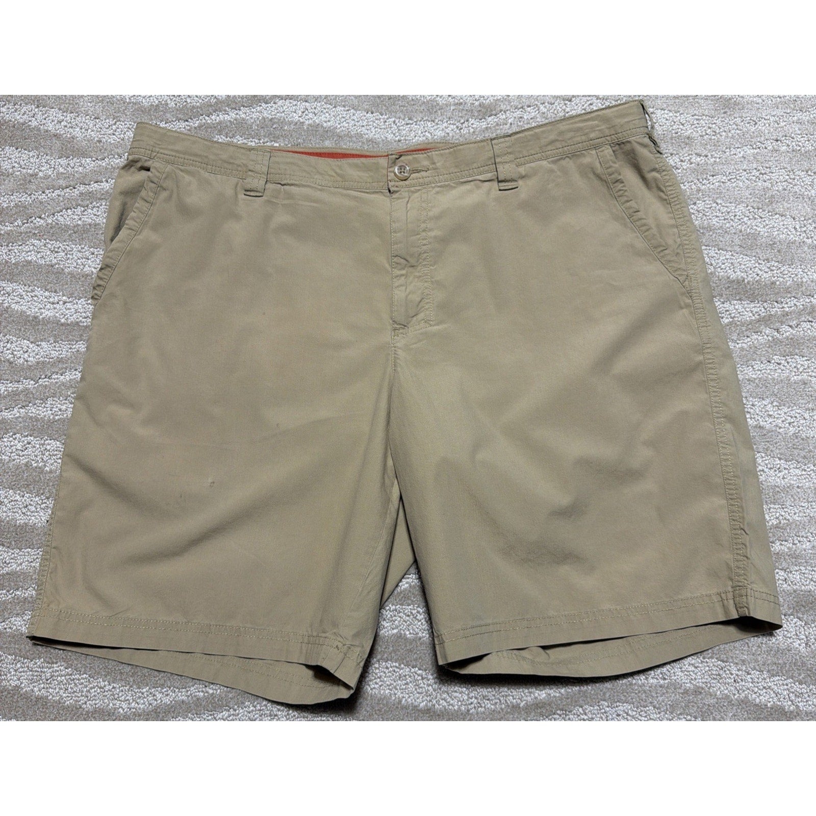 Columbia Men's Trail Shorts XM4805 Beige Flat Front 10" Mid Rise Size 42