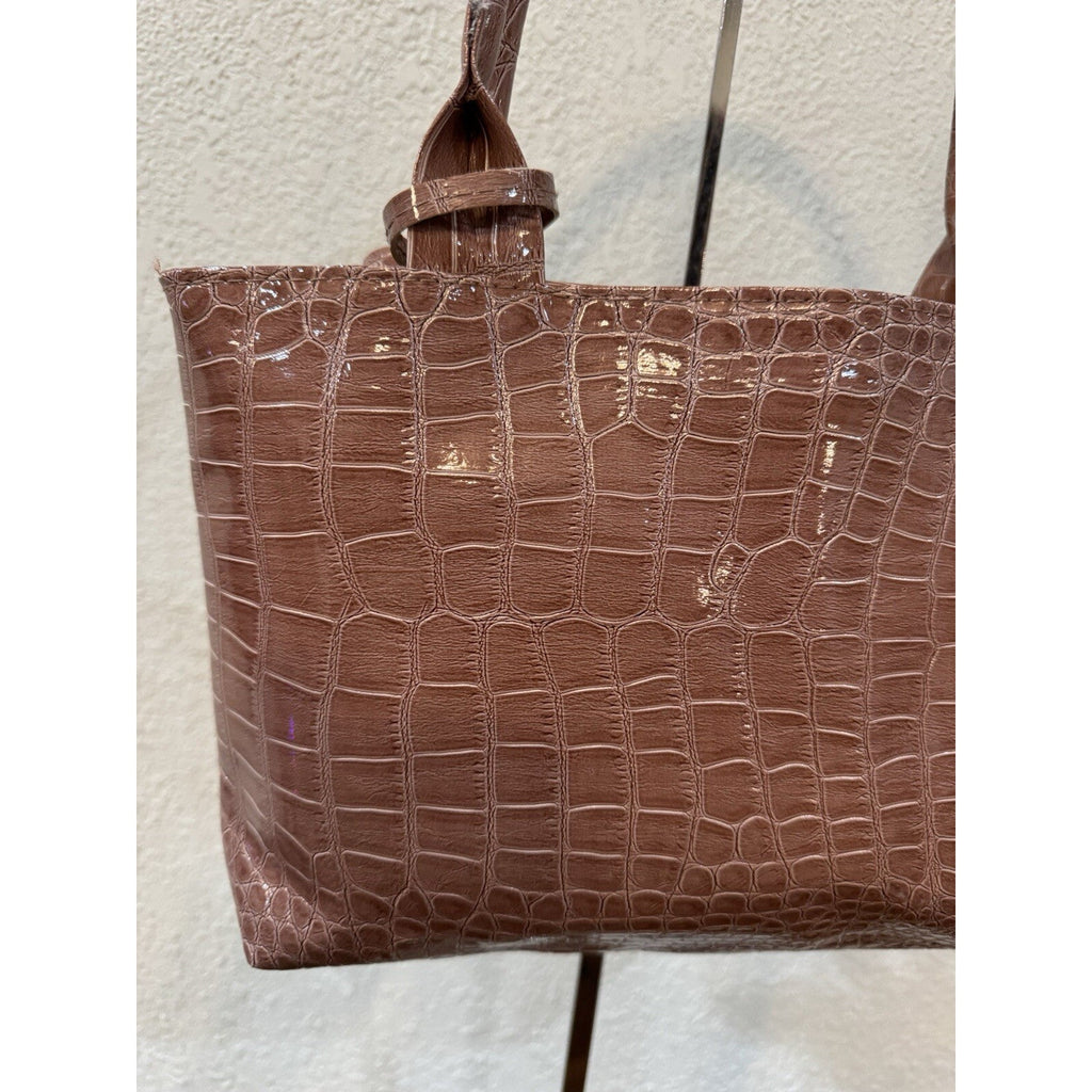 Women’s Peach Shoulder Bag With Leather Leaf Accessory Tag Small Open Purse