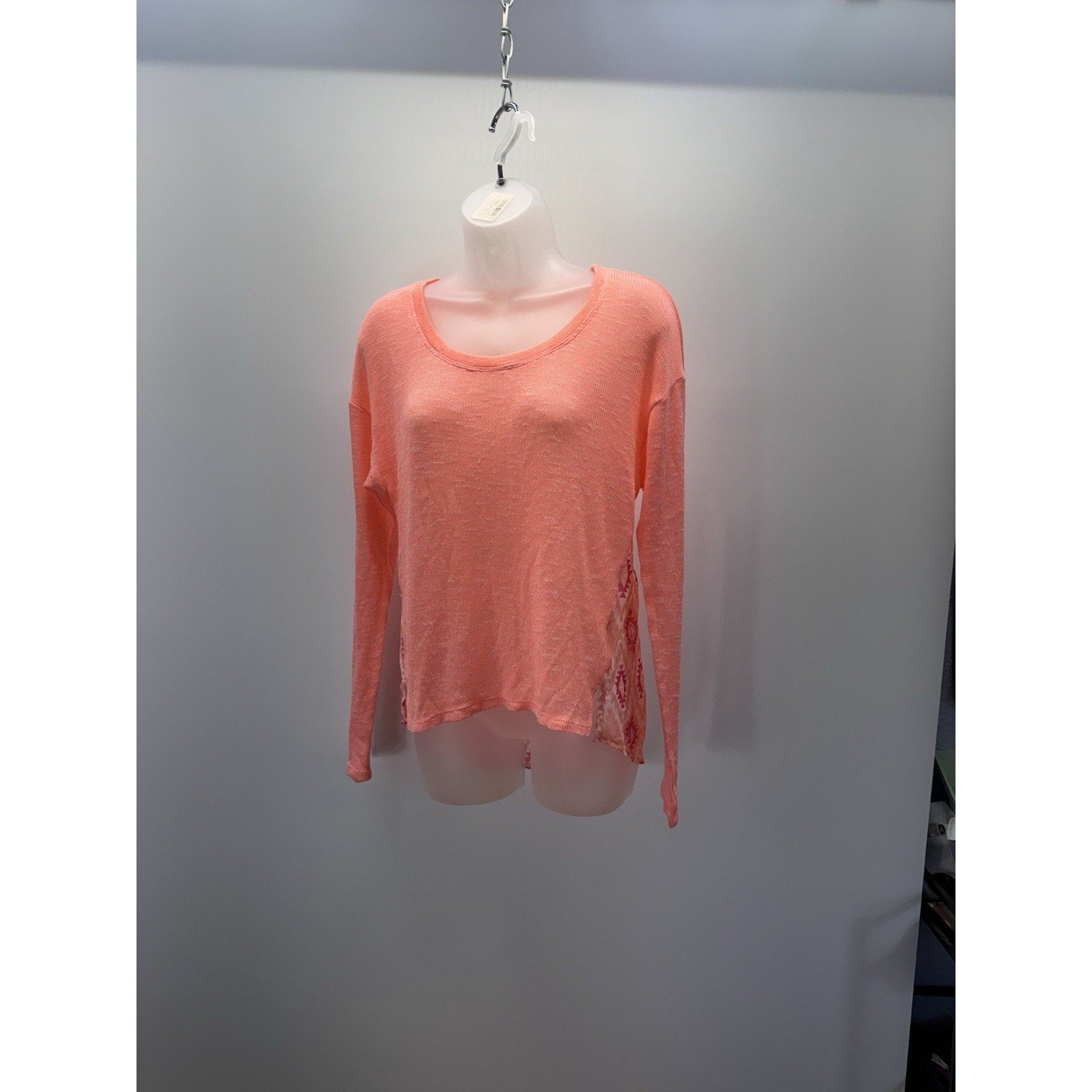 No Boundaries Women's Medium Top Peach With Floral Sheer Fitted Back