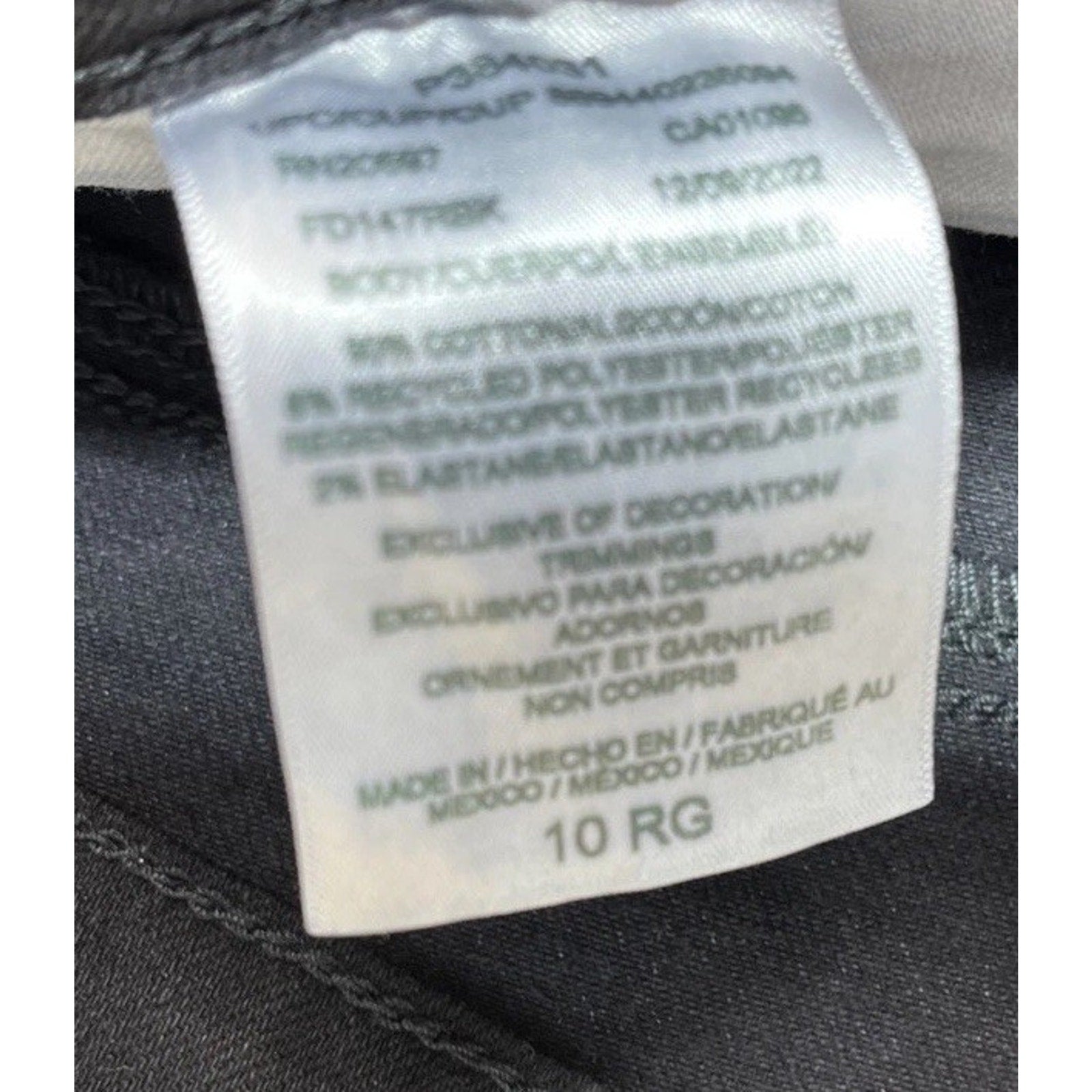 Dickie's Perfect Shape Jeans Women's 10/30 Regular Stretch Bootcut NWT Black