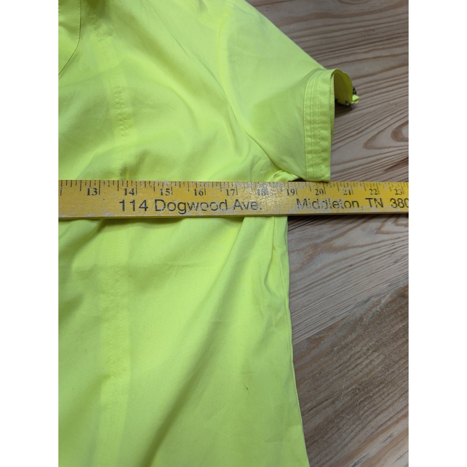 Express Yellow Sheer Hidden Button Down Shirt Short Sleeve Women’s Size L NWT