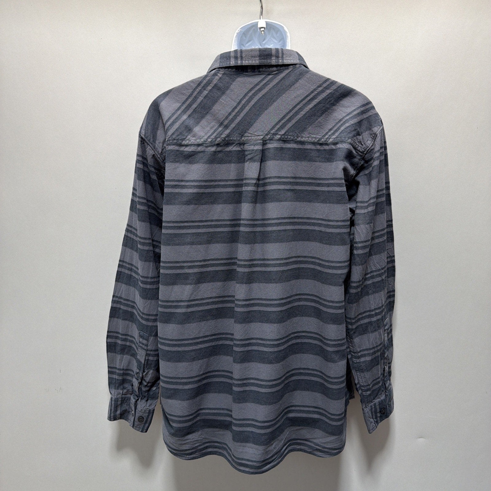 Columbia Omni-Wick men’s XL black gray long sleeve Flannel shirt pockets