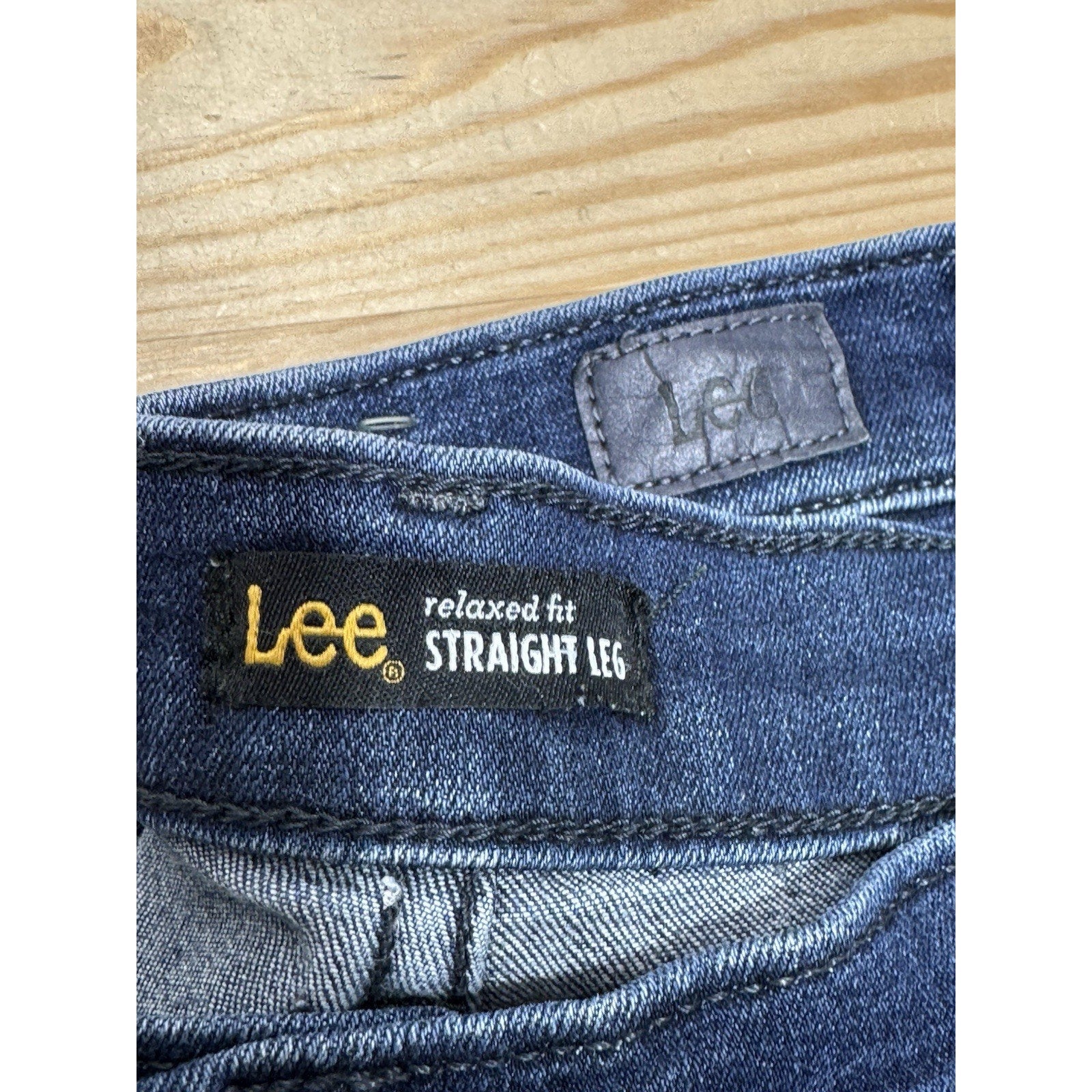 Lee Relaxed Fit Straight Leg Blue Jeans Dark Wash High Rise No Tag 32 X 27 1/2