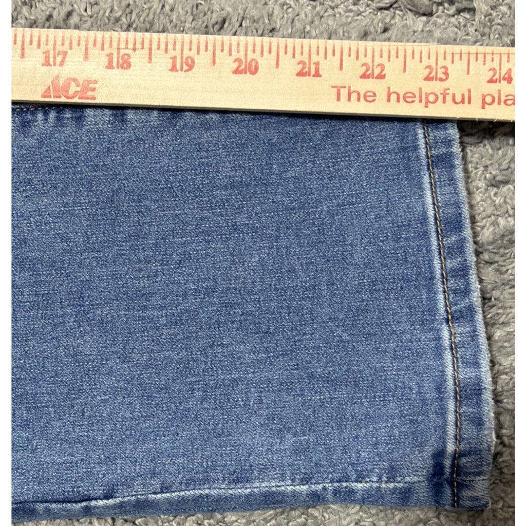 Maurices Everflex Jeans Women's 8 Original Fit High Rise Crop Blue Denim NWT