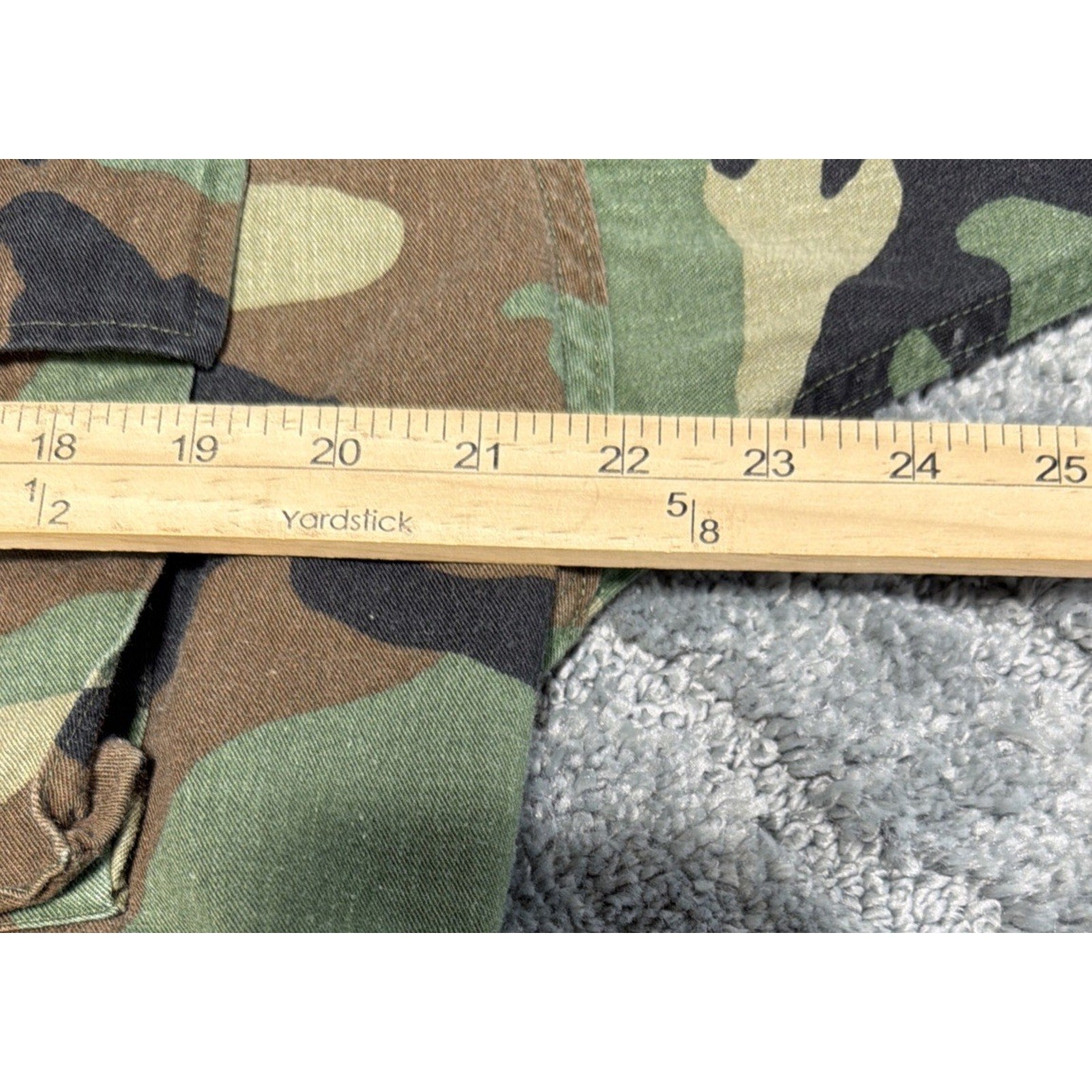 Vintage US Army Woodland Combat Camo Coat Medium Long Regular