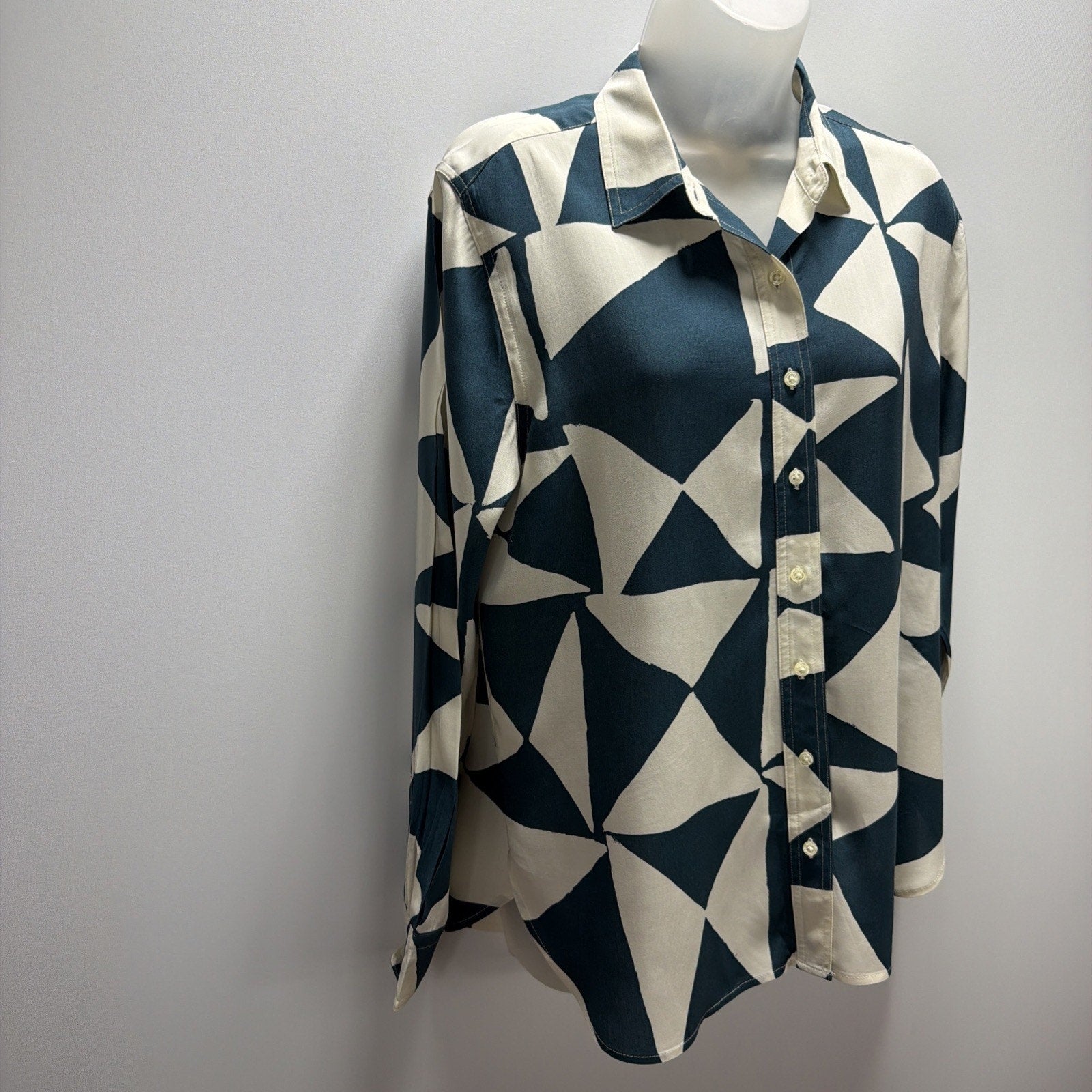 LOFT Womens Sz Medium Long Sleeve Blouse Button Front Geometric Green Off White