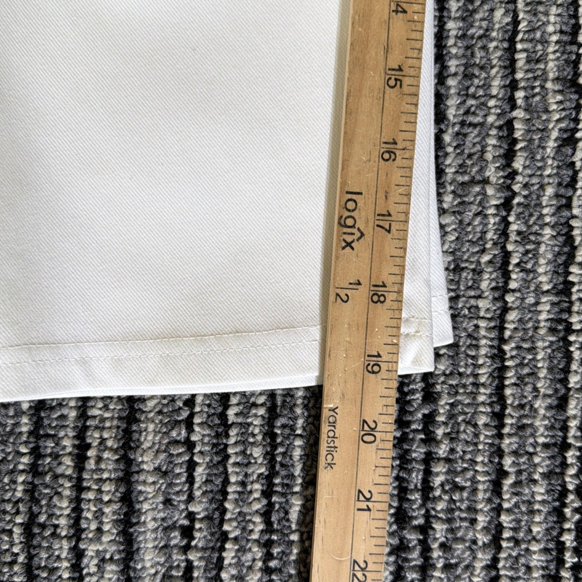 Lauren and Riley Mid Rise Capri White Pull On Pants Size Small Stretch