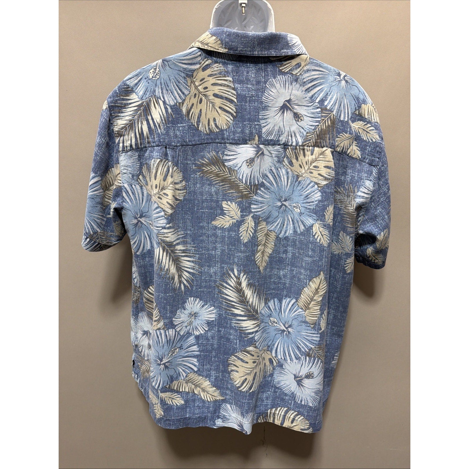 Island Shores Mens Button Up Floral XL Short Sleeve 100% Silk Hawaiian