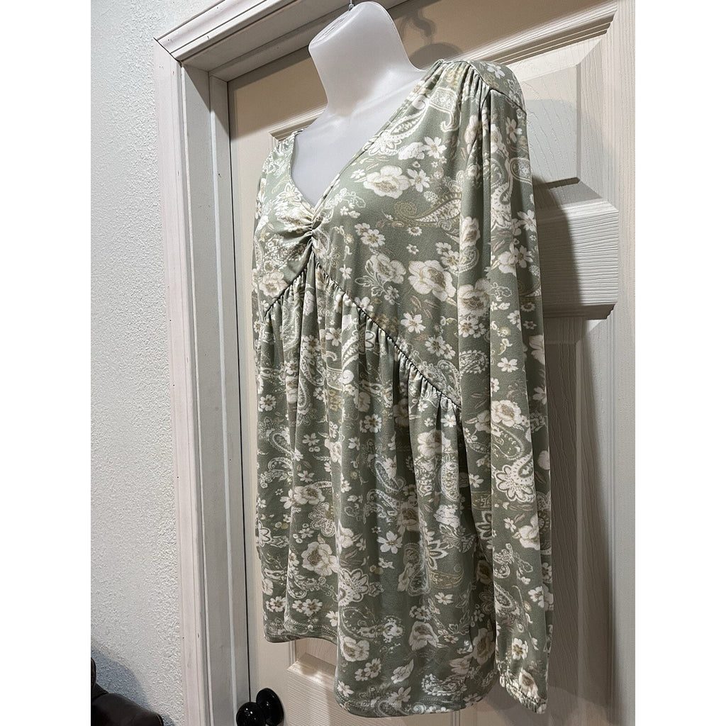 Absolutely Famous Women's XL Green Floral Print V-Neck Sleeve Blouse