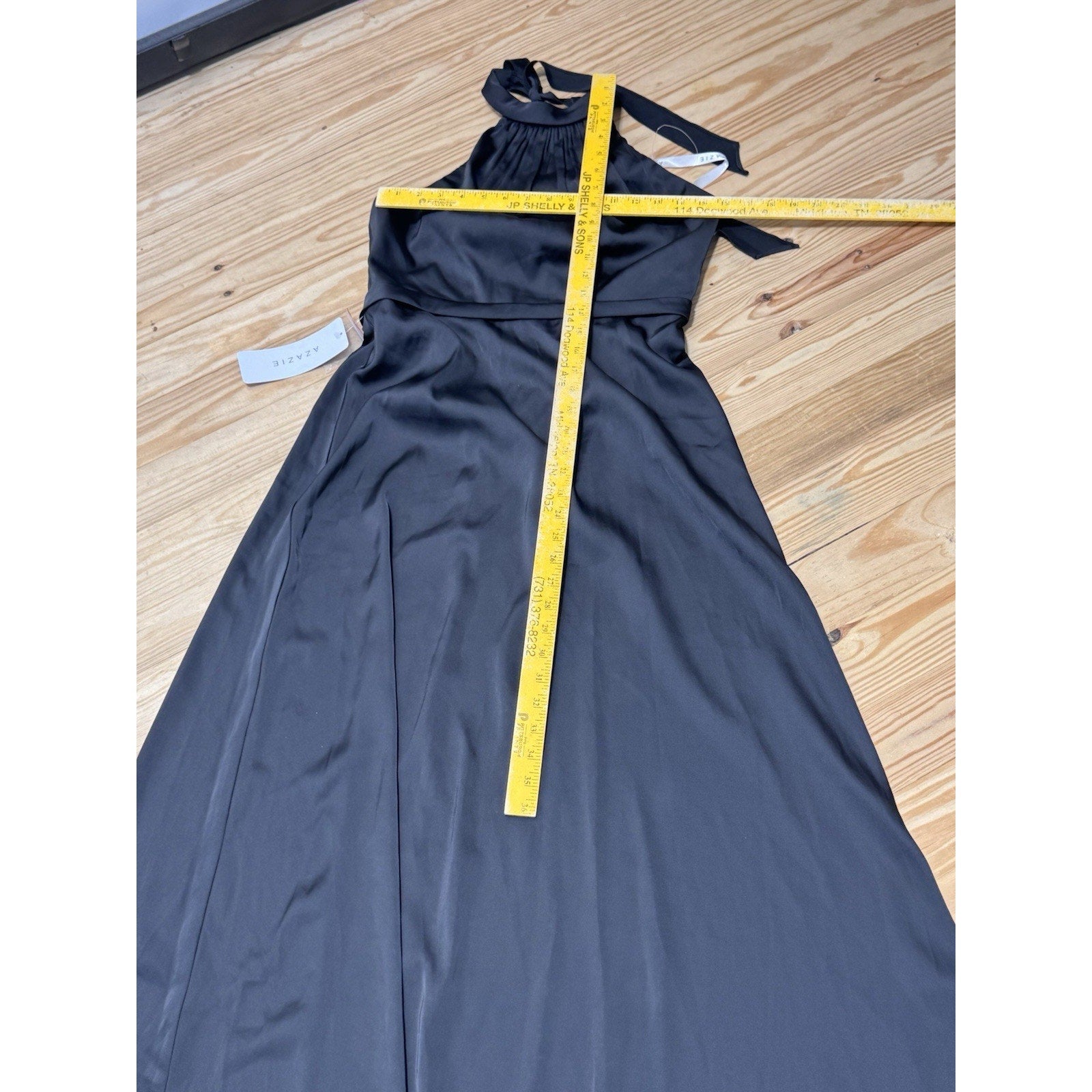 Azazie Black Bridesmaid satin Halter Sleeveless dress Black NWT Women’s Size 10A