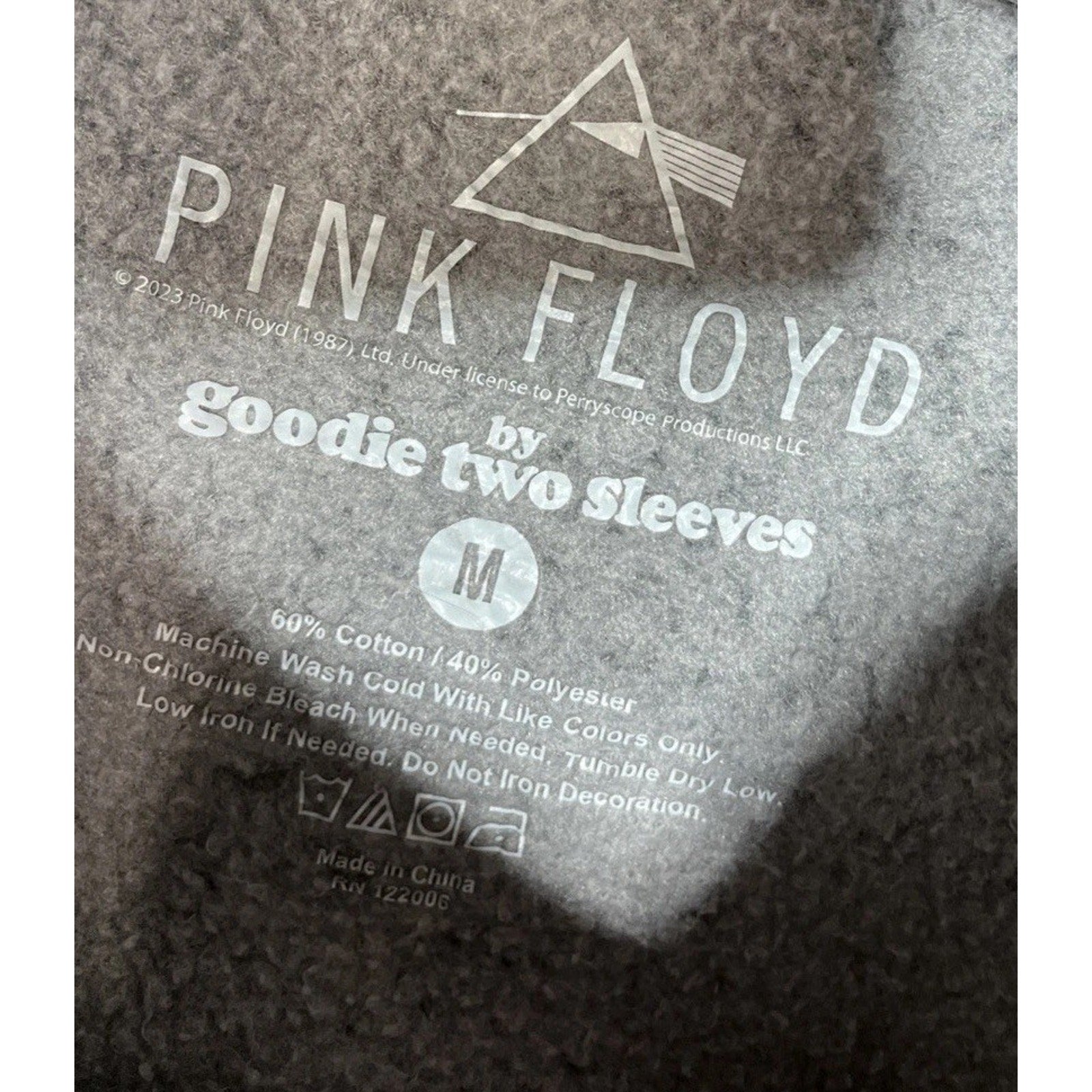 Buckle Goodie Two Sleeves Pink Floyd Oversized Sweater Size Medium