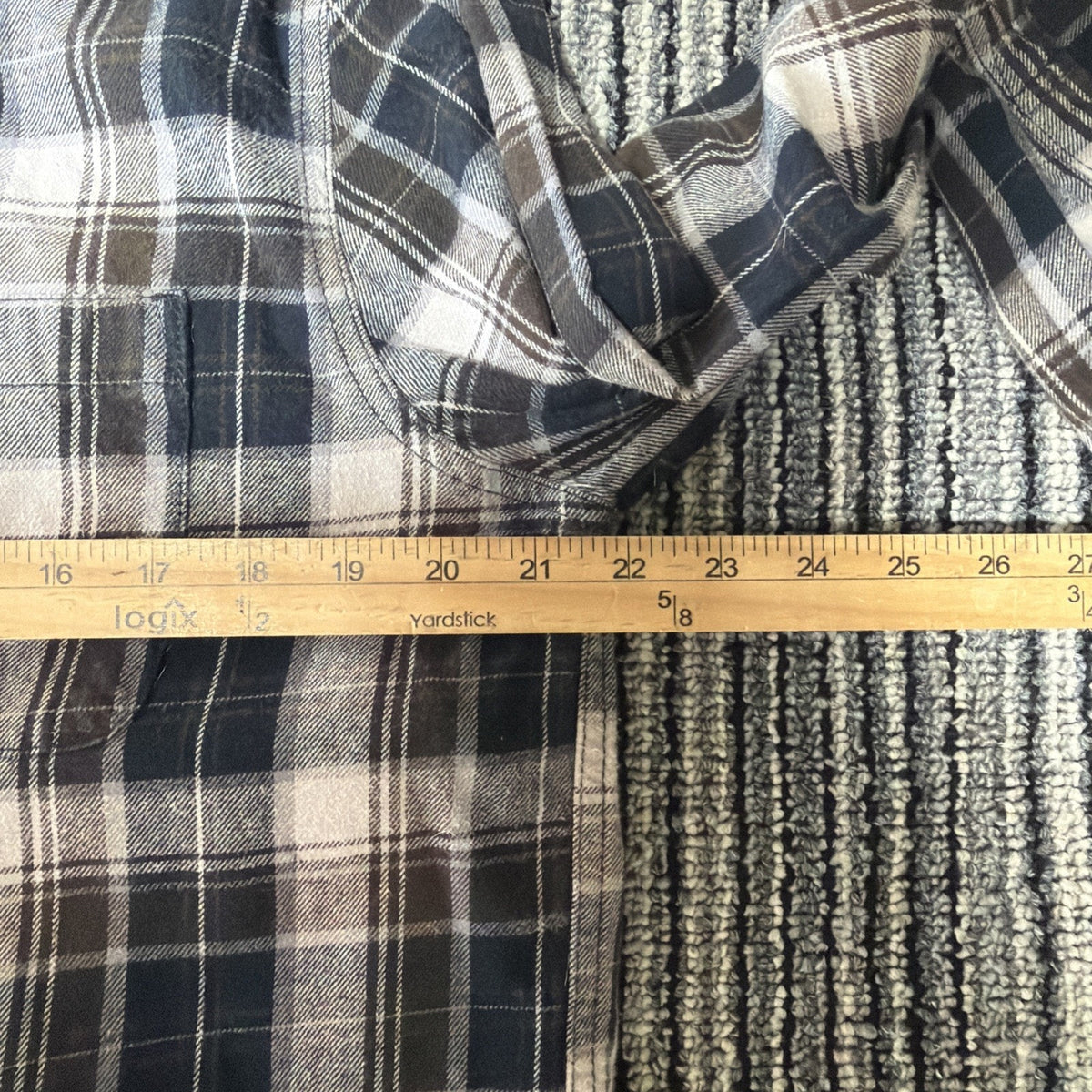 Eddie Bauer Shirt Blue Brown Plaid Flannel Mens Size Medium Outdoor Casual