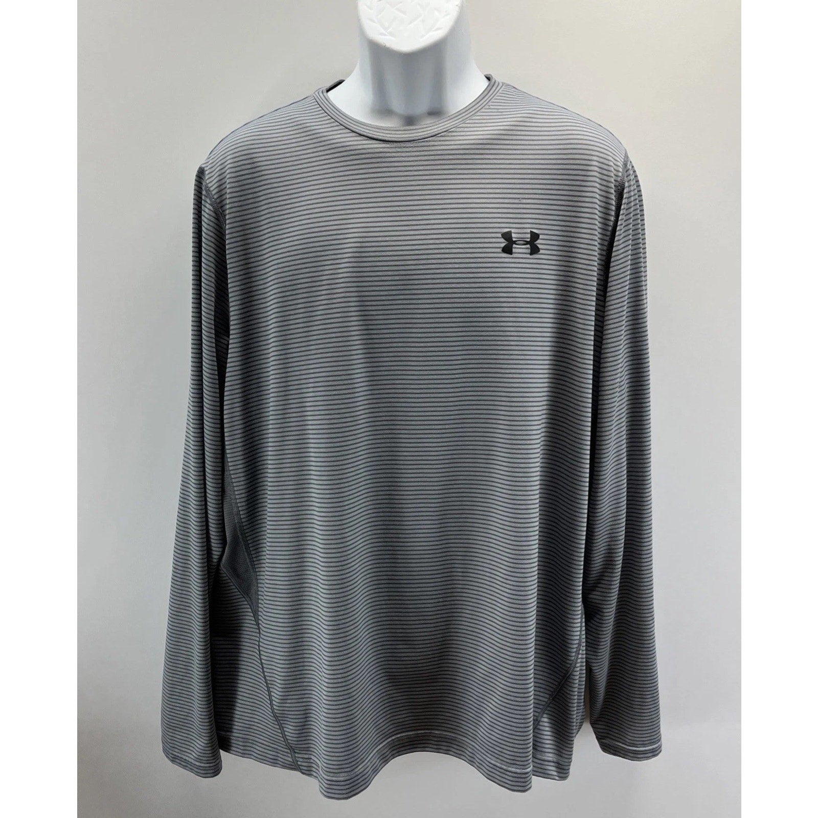 Men's Under Armour Loose Heatgear Gray Stripe Song Sleeve Top XL Activewear