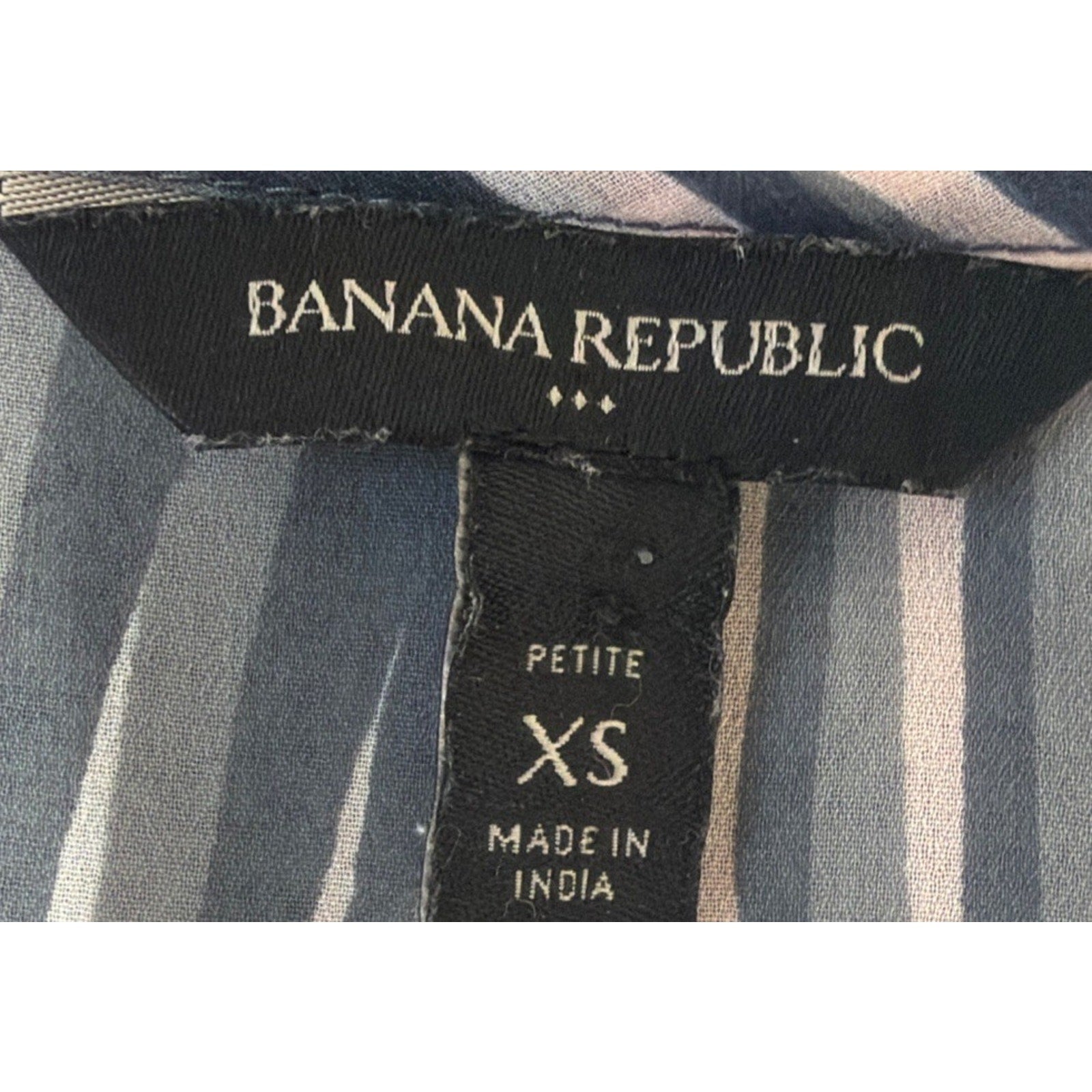 Banana Republic Sheer Blouse Zebra Print Arty Top Lightweight Flowy Shirt XS