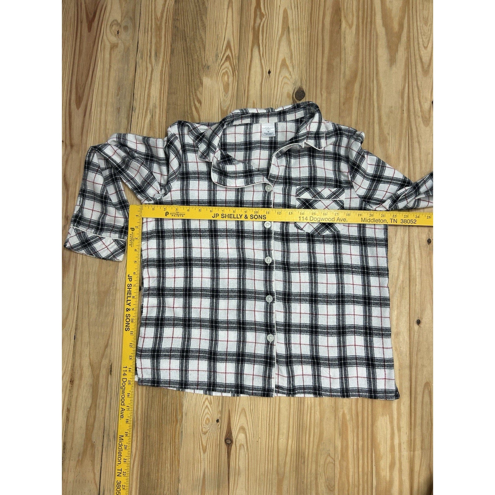 Croft & Barrow Women's Long Sleeve Plaid Shirt Gray White Size Medium M Top